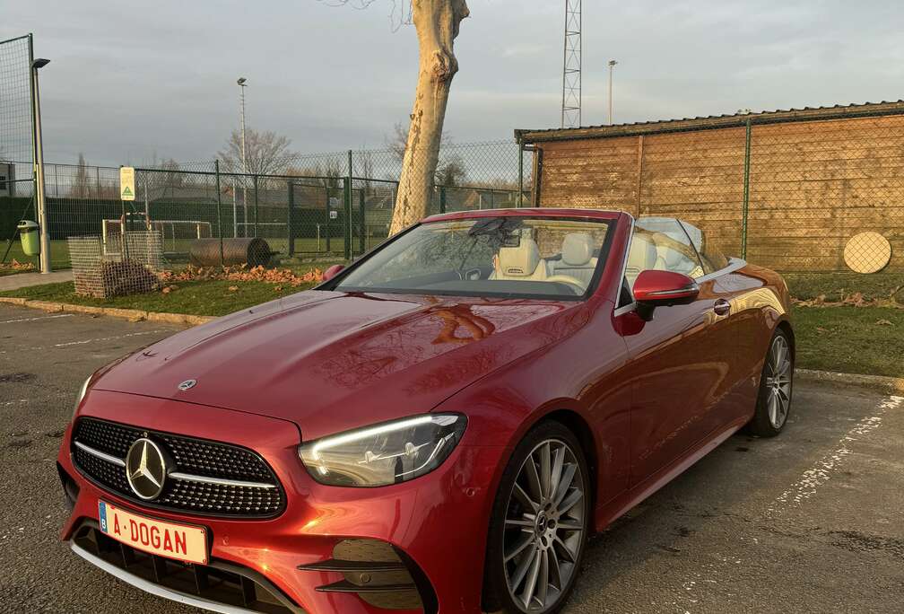 Mercedes-Benz Cabrio 9G-TRONIC AMG Line
