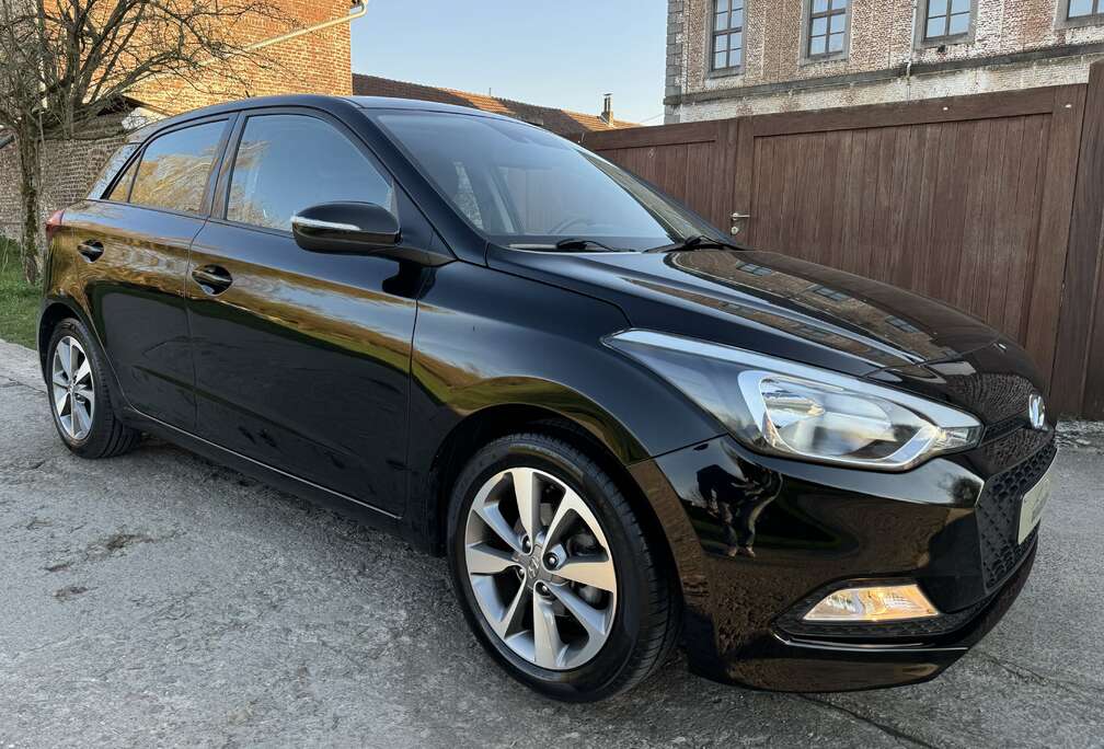 Hyundai 1.4i Sky *AIRCO*GPS*CAMERA*GARANTIE*