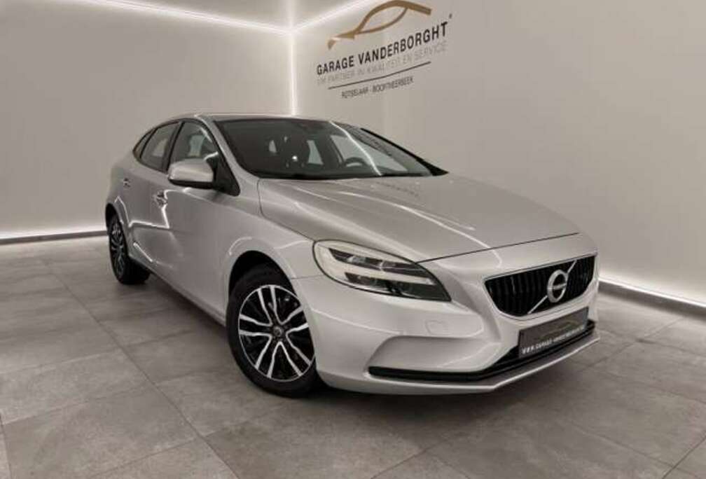 Volvo BLACK EDITION T2 BENZINE