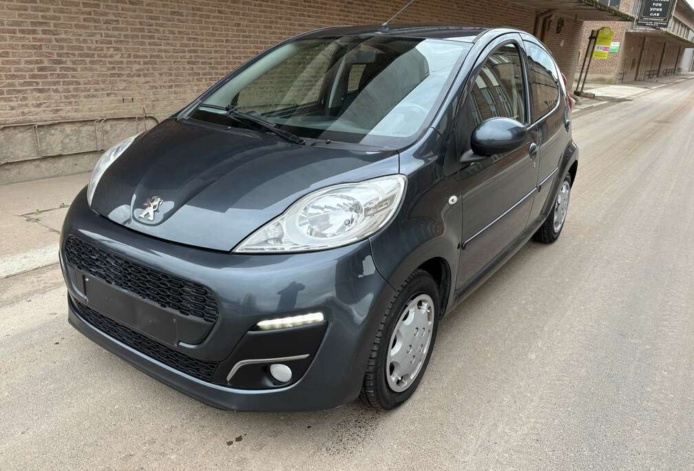 Peugeot 1.0e 5 portes + Airco avec 96000 km de 2013