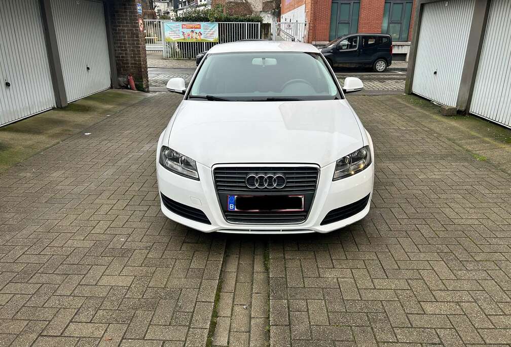 Audi 1.6 TDi e Attraction Start/Stop DPF