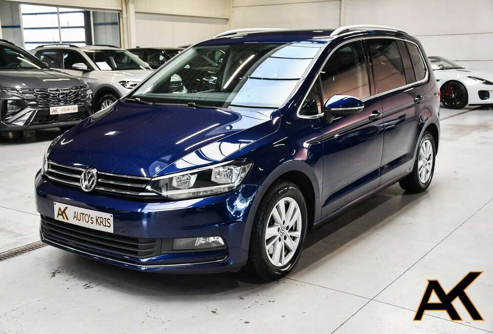 Volkswagen 2.0 TDi SCR Highline 5pl - NAVI / TREKHAAK / ACC