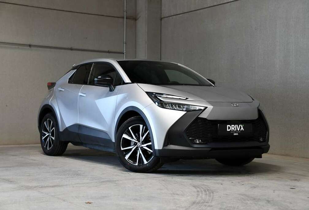 Toyota Plug-in 19g Co2 - ACC - Stuurwielverw. - Carplay