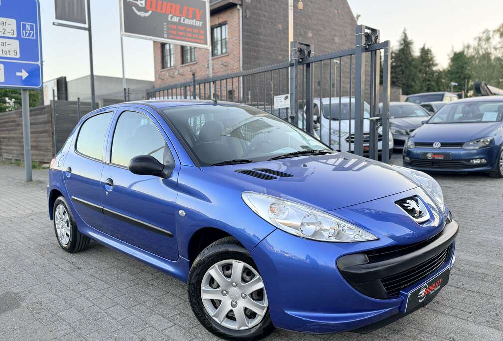 Peugeot 206+1.1i Trendy  39000 km garantie   TOPSTAAT