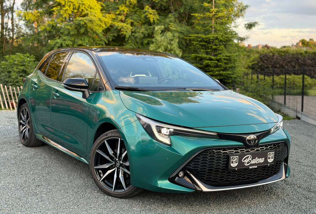 Toyota Hybrid 1.8 GR Sport Camera Zetelverwarming