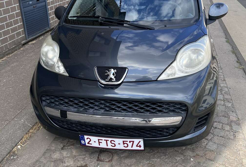 Peugeot 1.0i Trendy