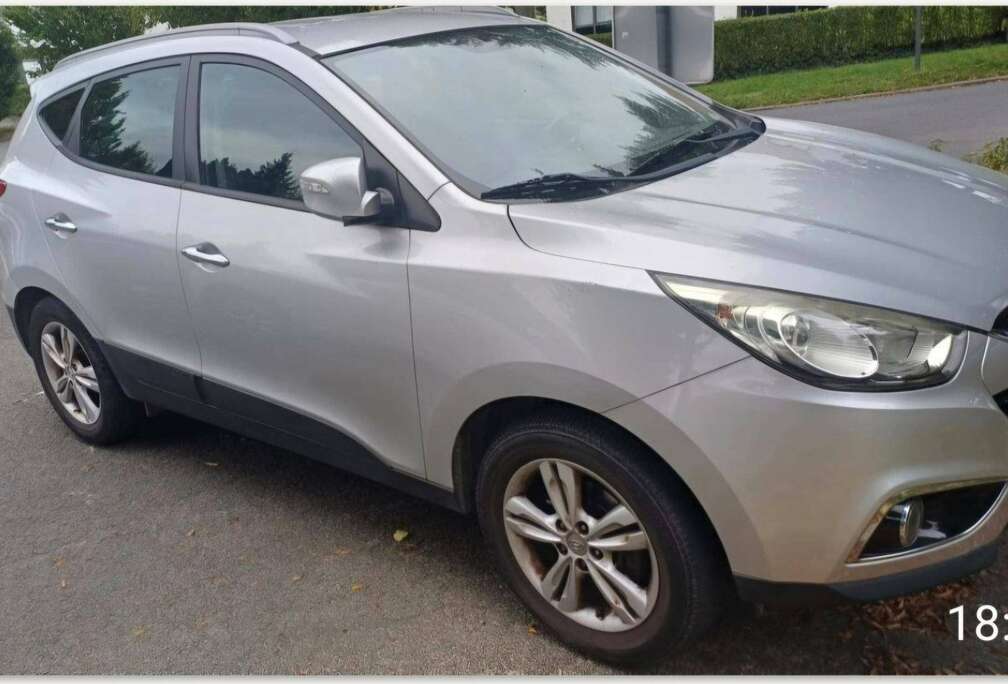 Hyundai iX35 1.6i 2WD Limited Edition 2