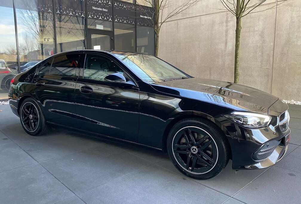 Mercedes-Benz 9G Mild Hybr. AMG & NIGHT Style Pack Ambient/Trekh