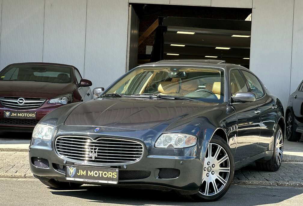 Maserati 4.2L V8 Ferrari Motor - Full Service Book