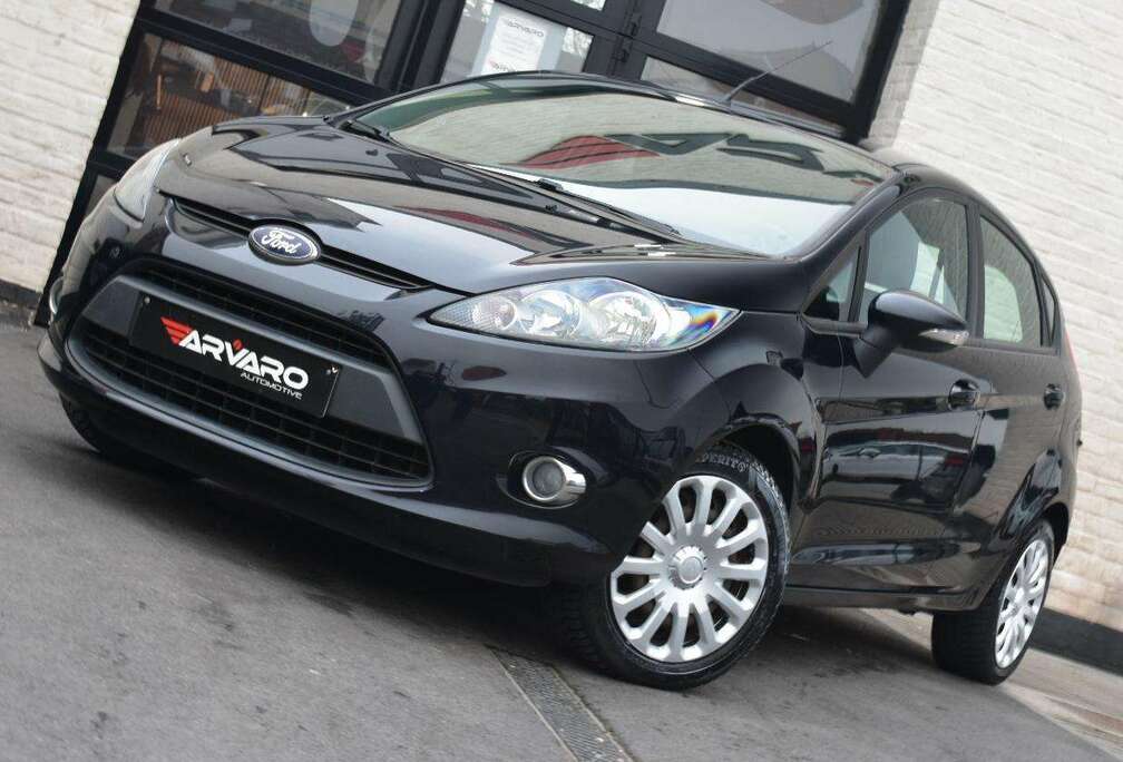 Ford 1.25i Champions Edition / Verw Zetels / Garantie