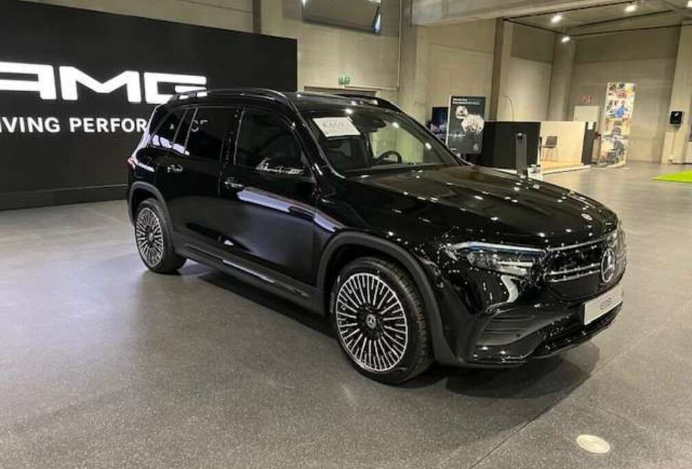 Mercedes-Benz EQB 300 4Matic AMG Line