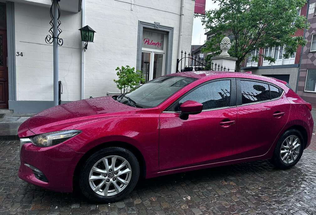 Mazda 3 SKYACTIV-D 105 Sports-Line