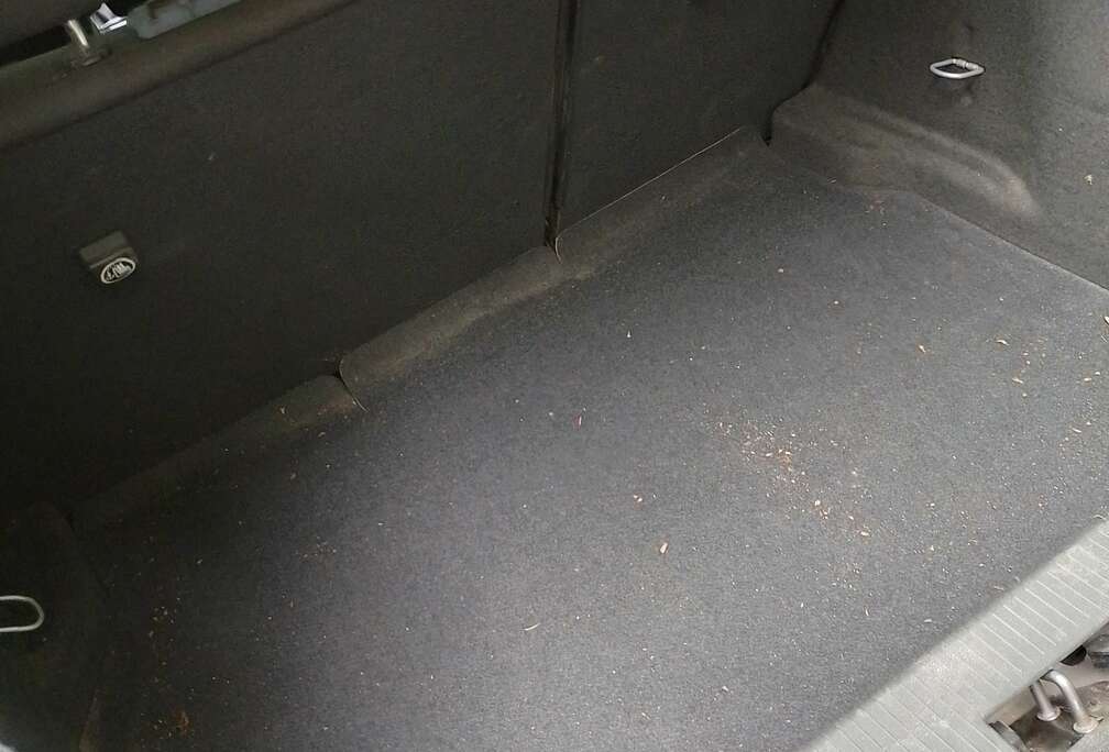 Opel Astra 1.6i Essentia