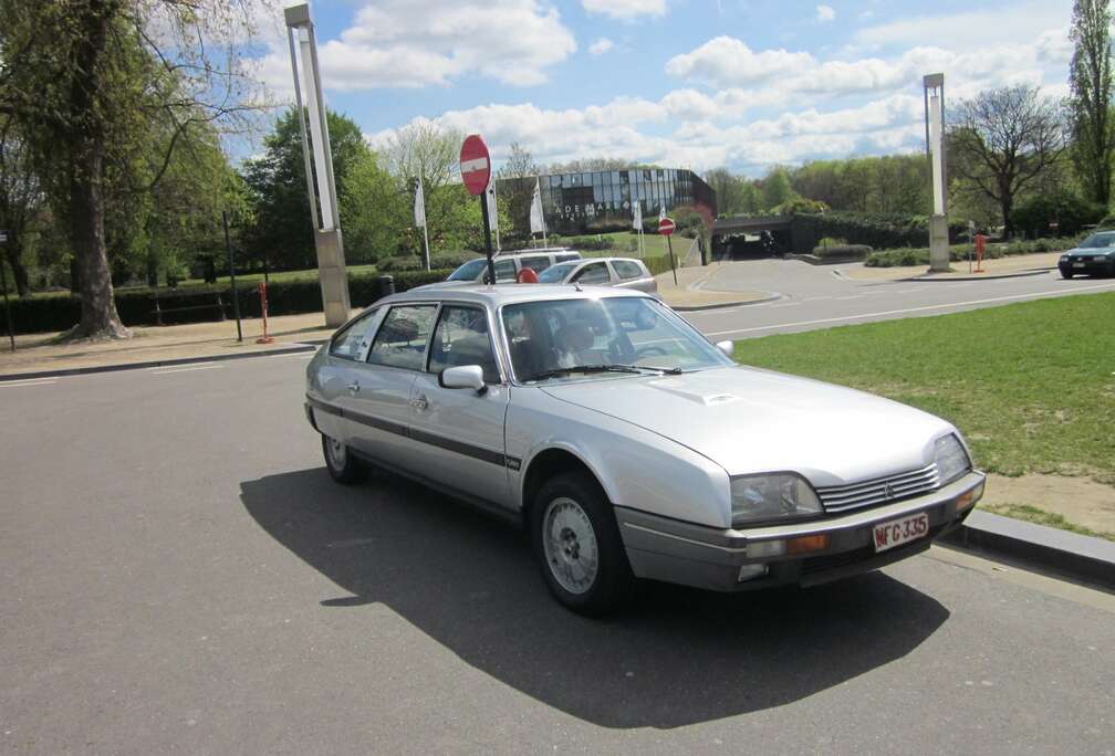 Citroen 2500 Prestige Turbo 2