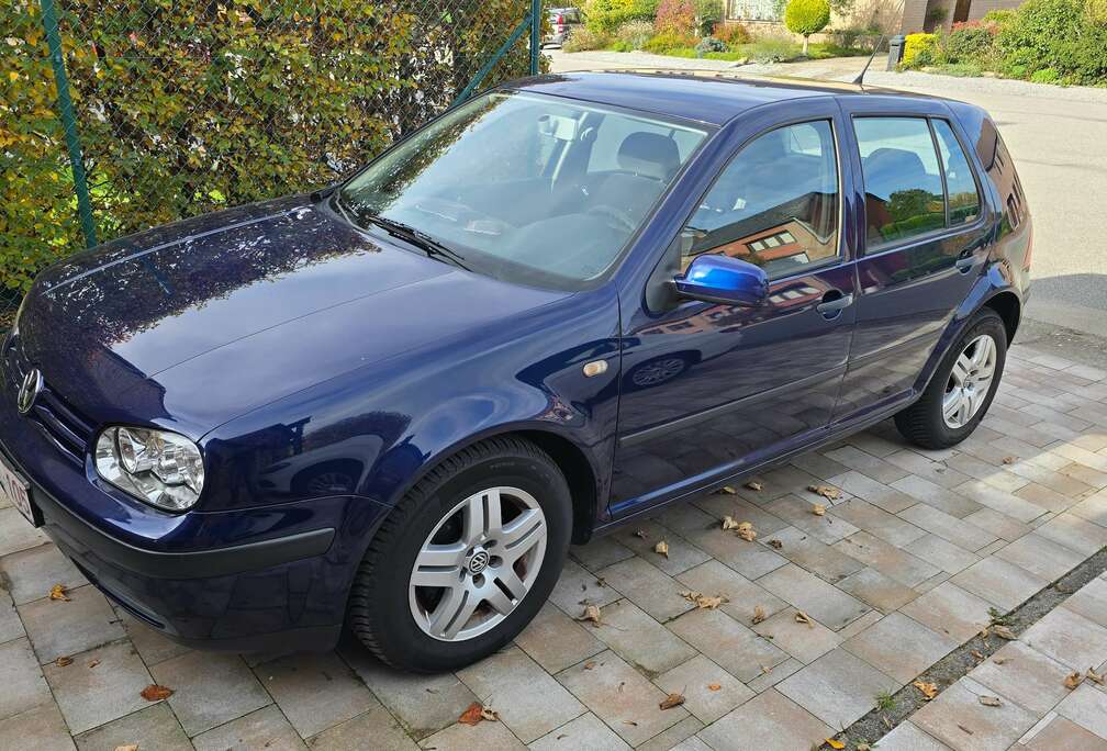 Volkswagen Golf 1.6 Comfortline