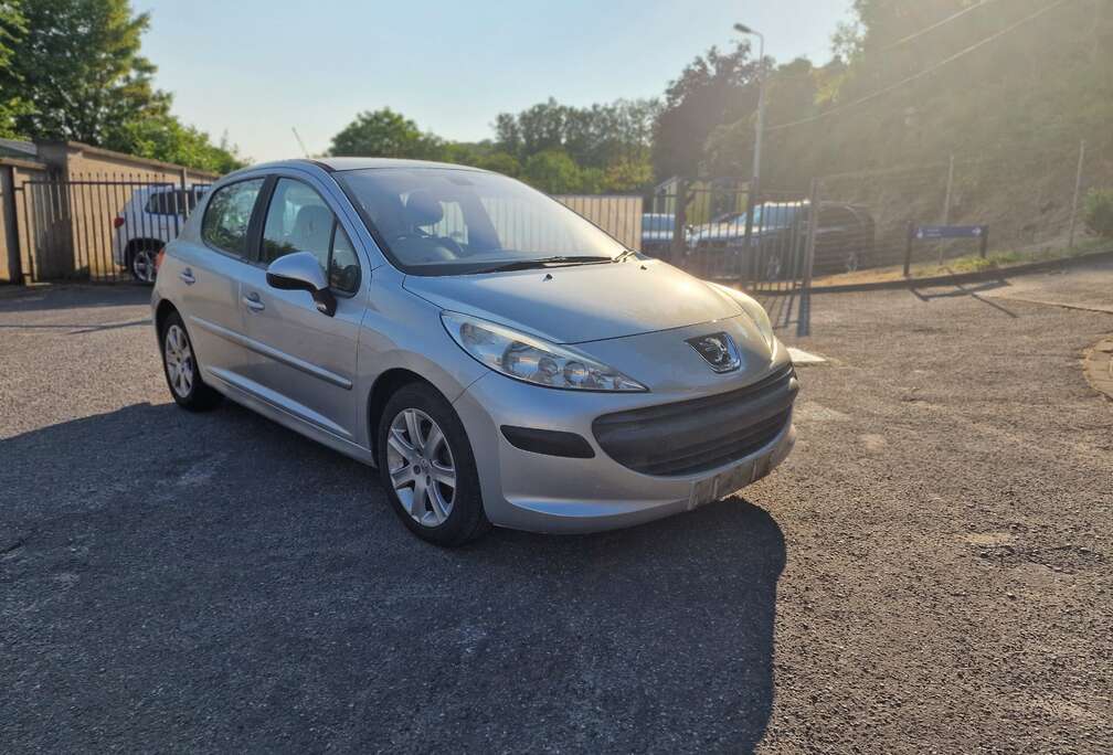 Peugeot 1.6 HDi*Clim*RHD*VOLANT A DROITE