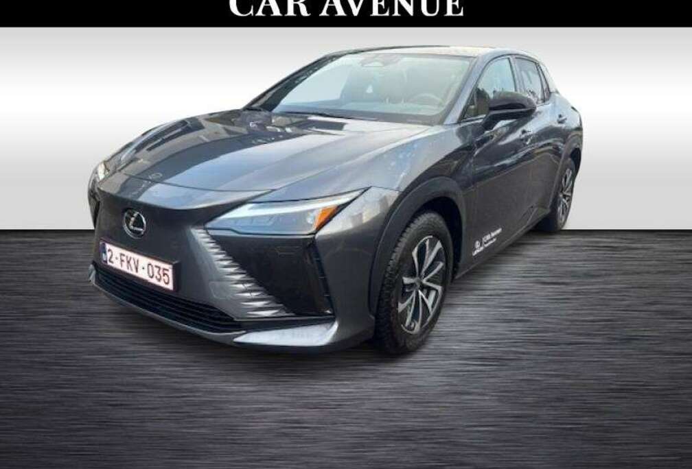 Lexus Executive line
