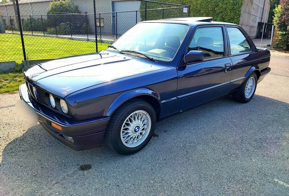 BMW 318is