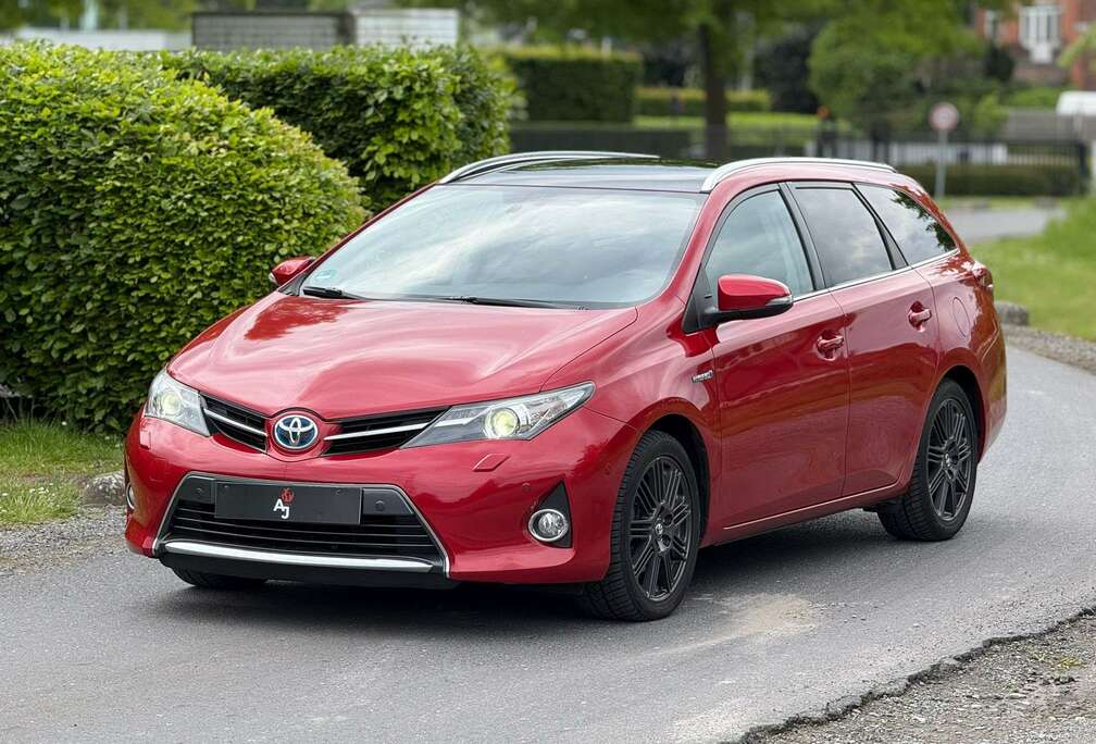 Toyota Auris SW HEV 1.8i HSD Premium CVT