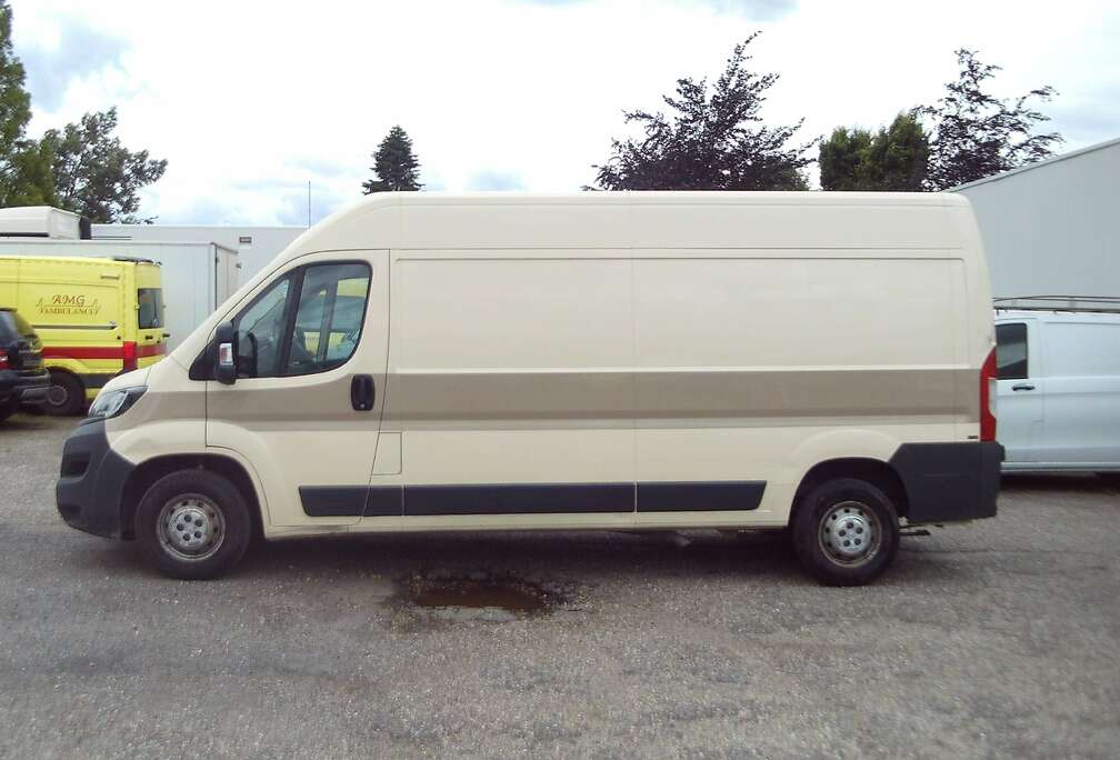 Peugeot 2.0 BlueHDi L3H2 Utility S/S