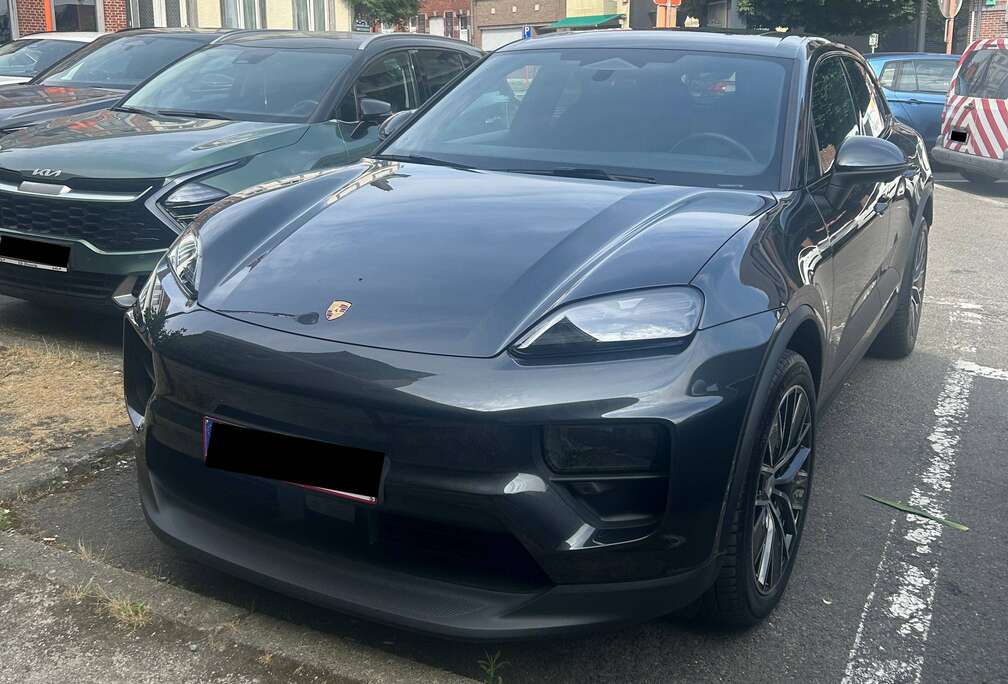Porsche Macan EV • TVA Déductible • Susp. Air PASM • Toit Pano / Bose / Caméra 360°