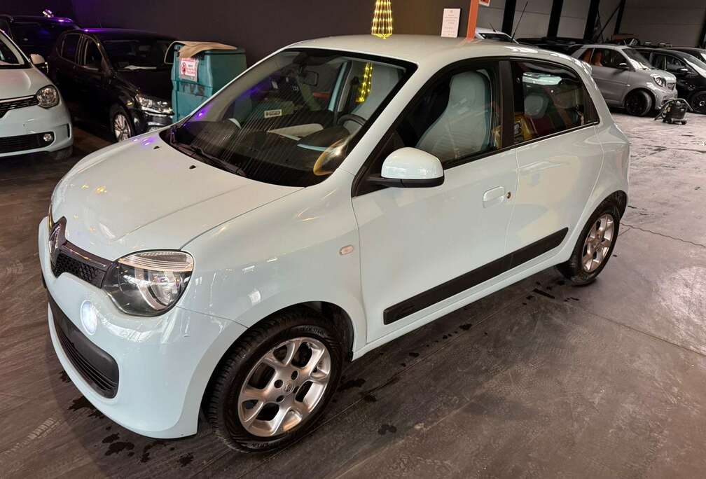 Renault 1.0i SCe - RADIO MEDIA/TEL/USB - 5 PORTES - MANUEL