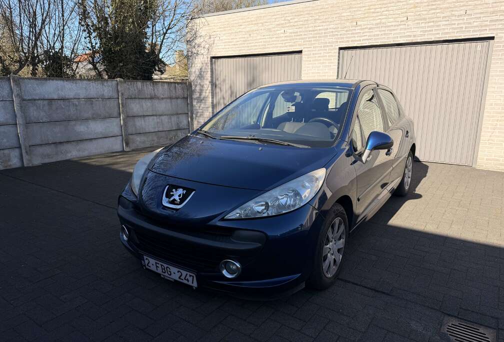 Peugeot 1.4i Met keuring