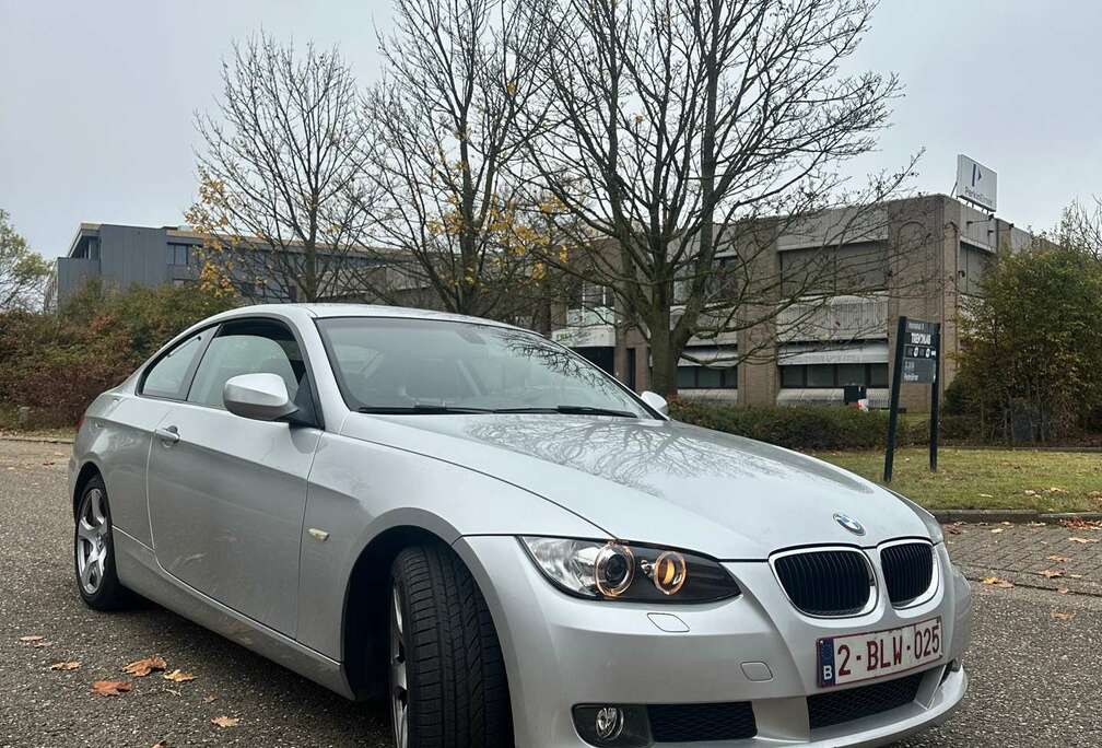 BMW Coupé 320i