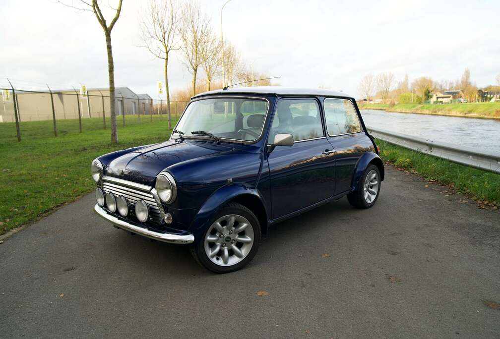 MINI GERESTAUREERD  TOP-WAGEN