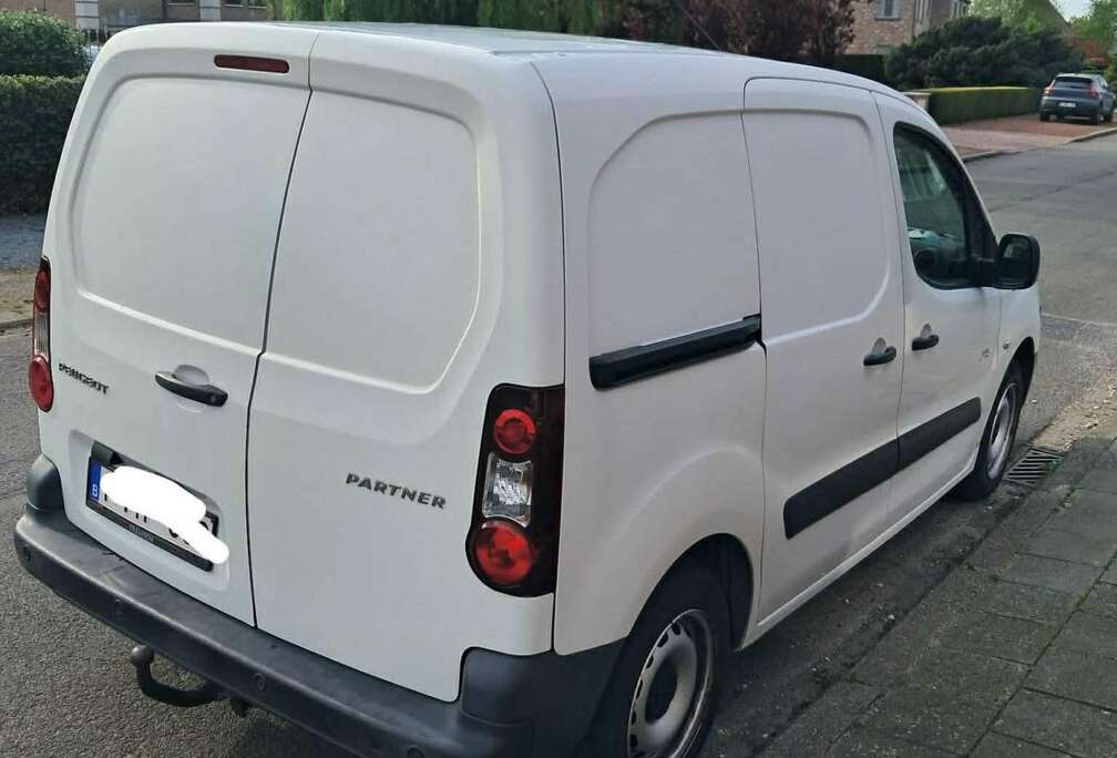 Peugeot 1.6 BlueHDi L1H1 Premium 120