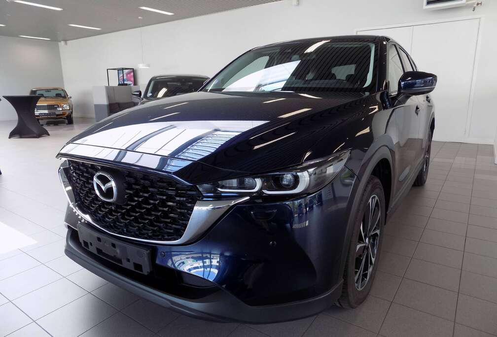 Mazda 2.0i SKYACTIV-G 2WD Tech pack + Winter pack