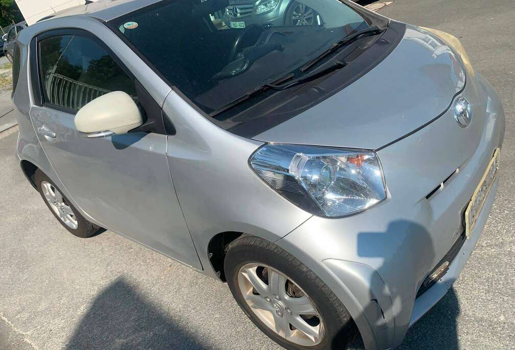 Toyota iQ 1.0i VVT-i Luna