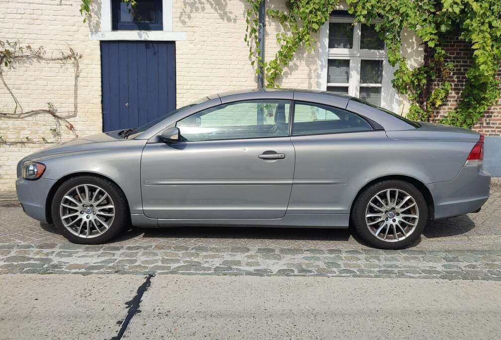 Volvo C70 Cabrio 2.4 Turbo - D5 Momentum Geartronic
