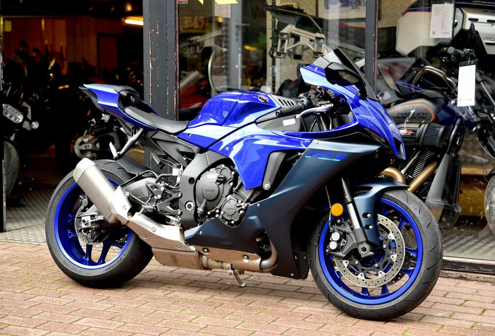 ***MOTO VERTE***