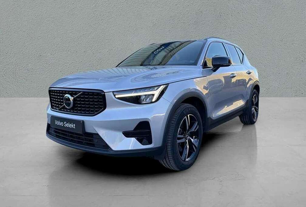 Volvo Plus Dark, B3 Mild hybrid, Benzine