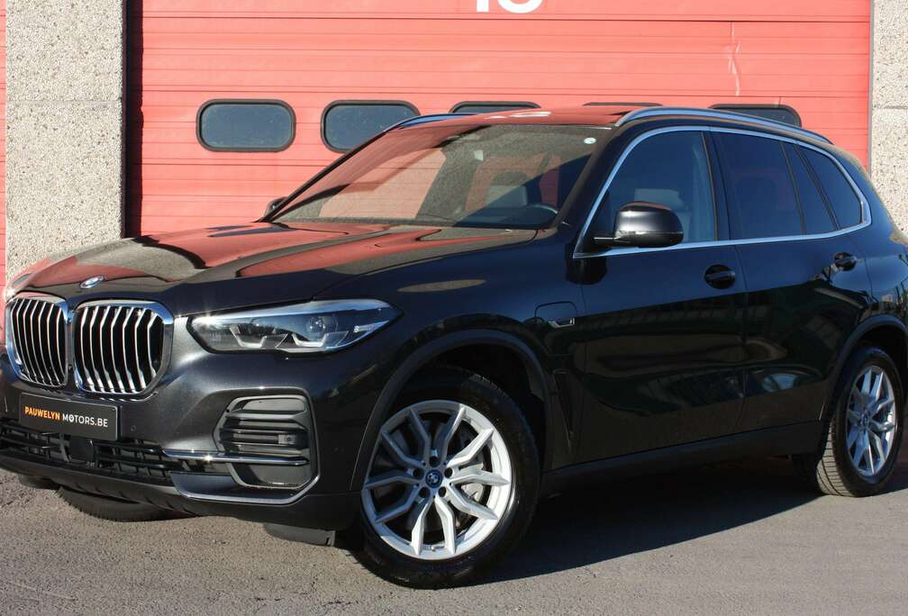 BMW xDrive45e HUD// 360*CAM// PANO // MEMORY // ETC