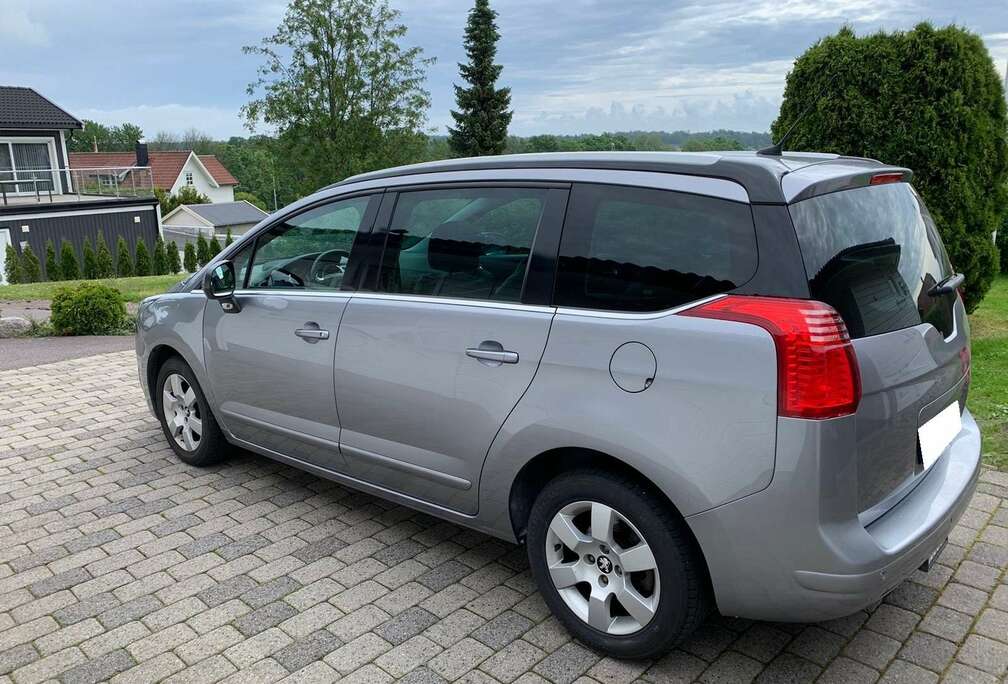 Peugeot 5008 2.0 HDi Allure FAP