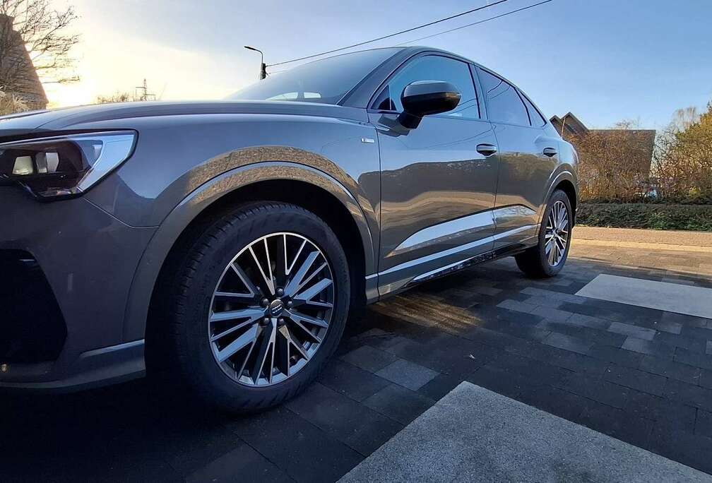 Audi Sportback 35 TDi S line tronic