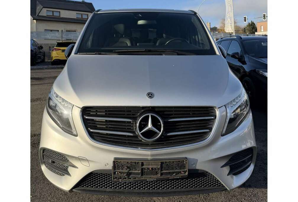 Mercedes-Benz D AMG LINE 7 SITZE CUIR NAVI 1 HAND