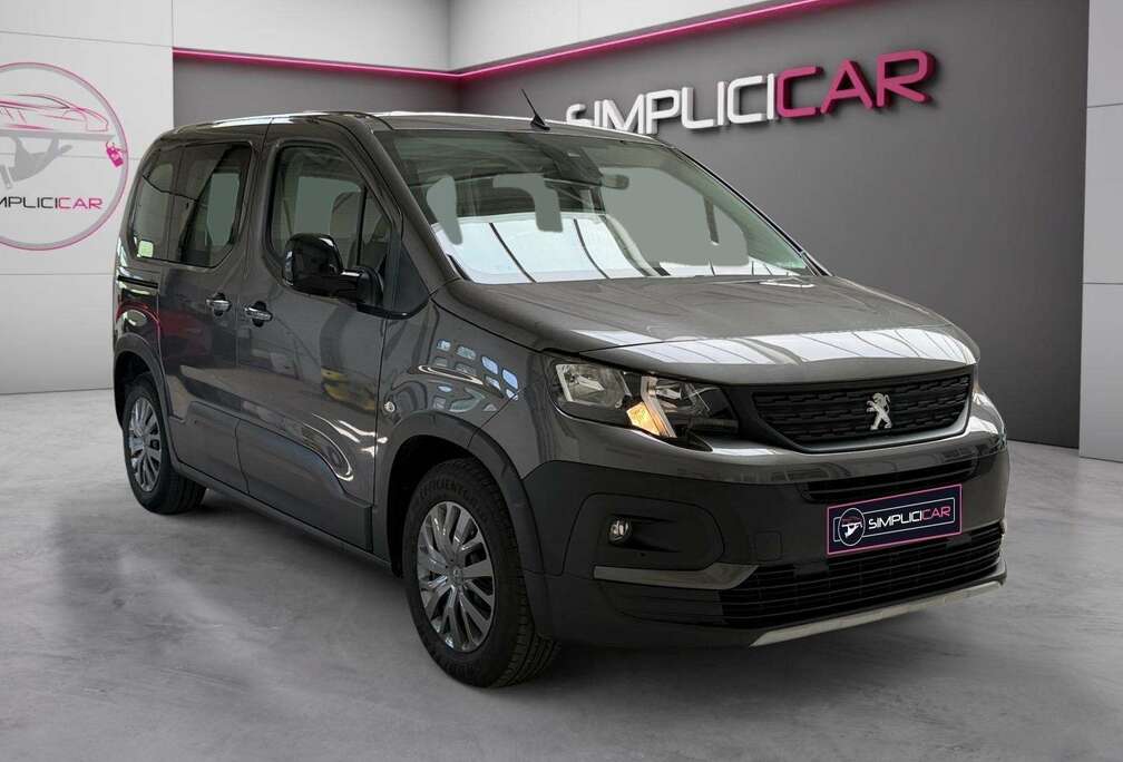 Peugeot CARPLAY-REGUL/LIM-GARANTIE JUSQU\'A 36 MOIS