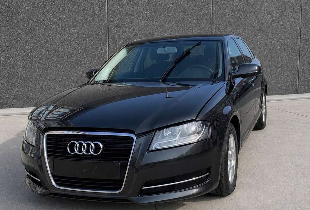 Audi A3 Sportback 1.6 TDi e Attraction Start/Stop DPF