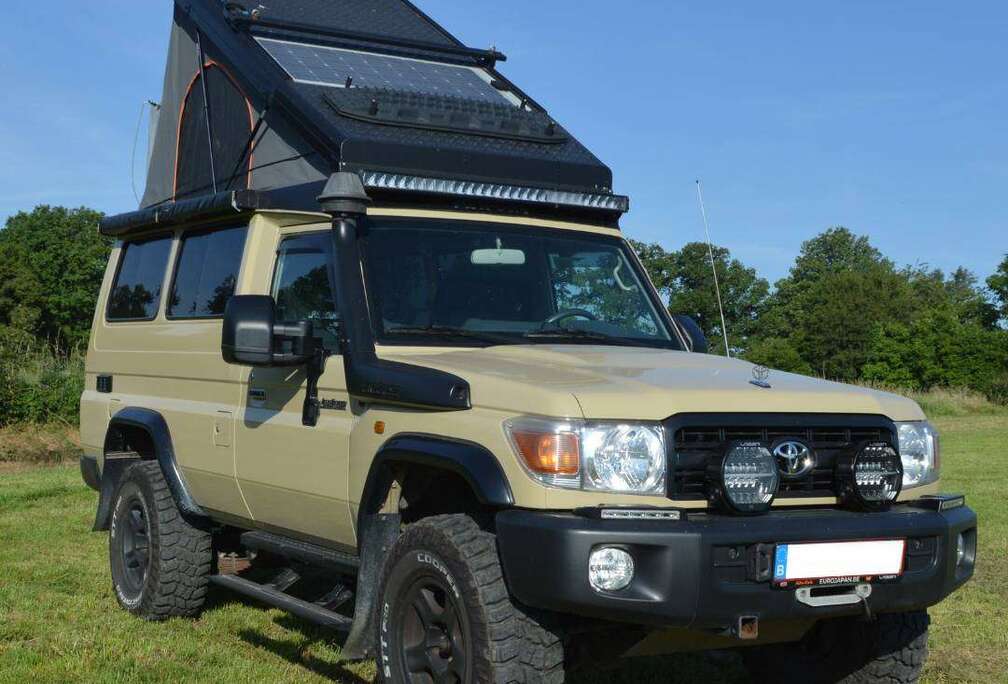 Toyota HZJ78