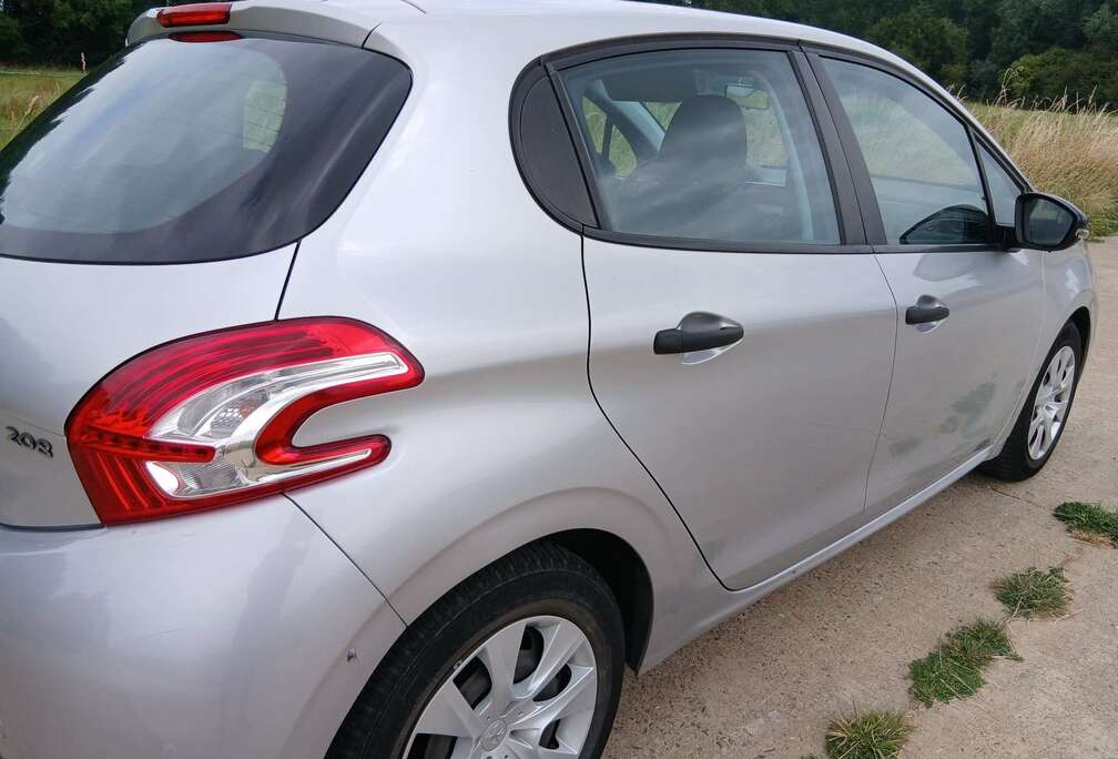 Peugeot 1.2i Allure