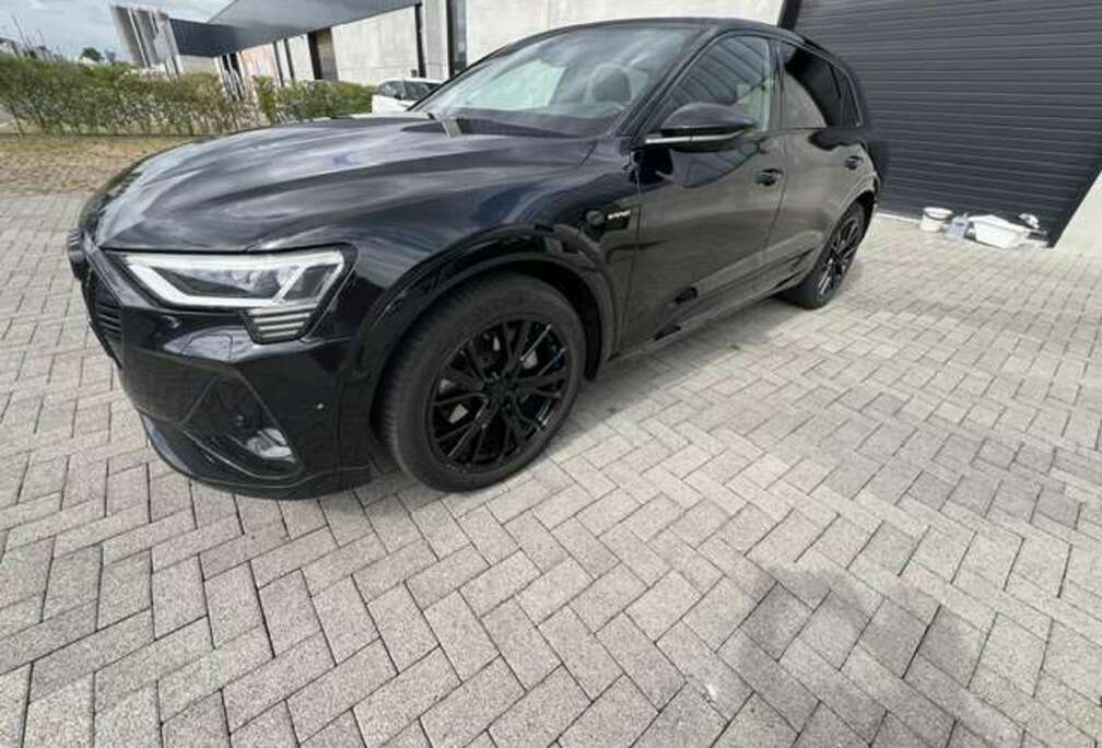 Audi E-Tron 95 kWh 55 Quattro S line