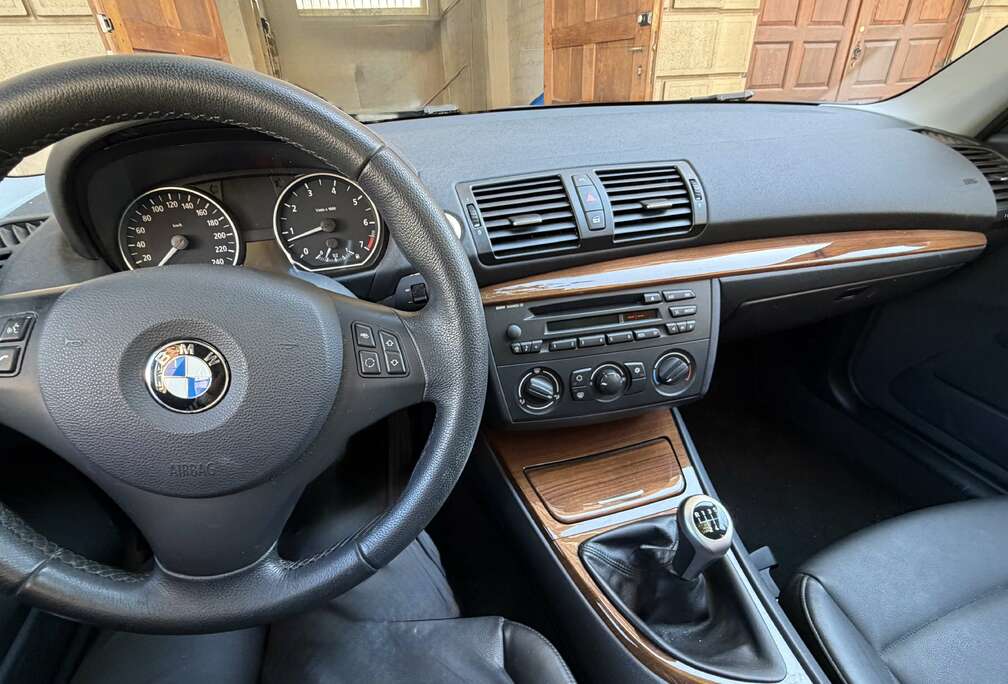 BMW 120i