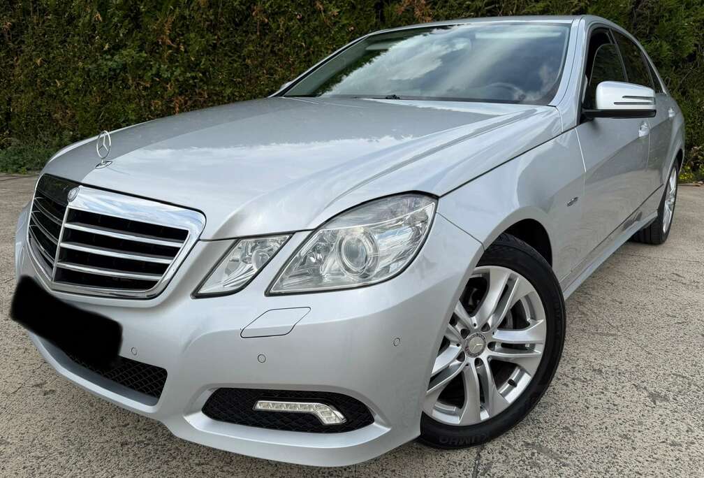 Mercedes-Benz 2.2L / BOÎTE AUTOMATIQUE / AVANT-GARDE