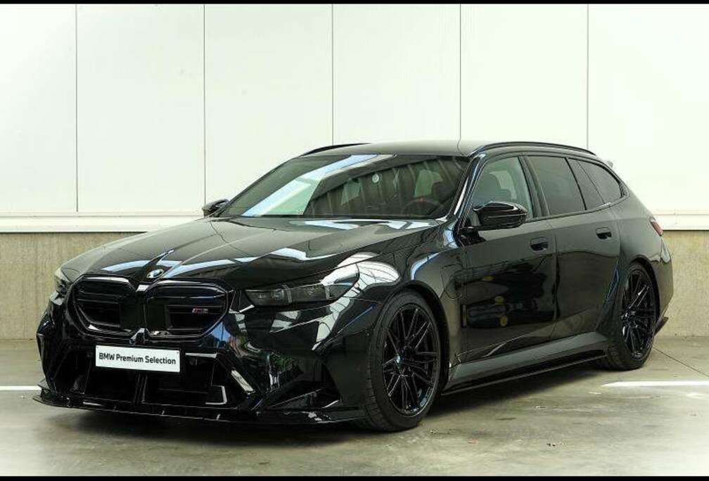 BMW PANODAK - HAAK - BOWERS & WILKINS