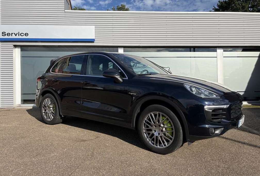Porsche Cayenne S 3.0i V6 e-Hybrid Tiptronic - Plug in Hybrid - Pano dak - Luchtvering
