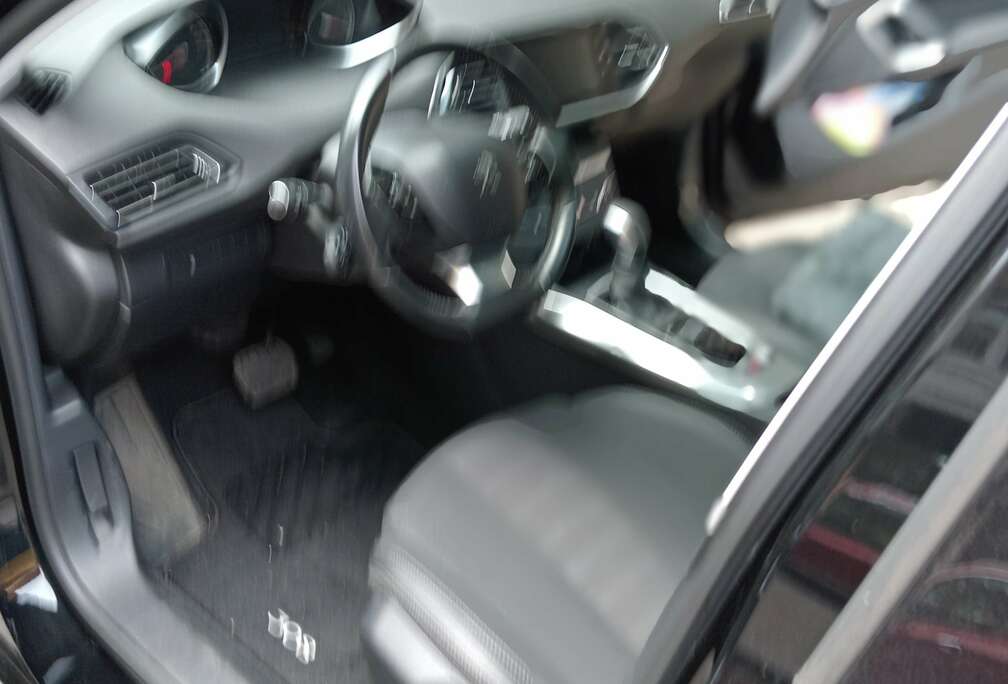Peugeot 308 1.2 PureTech Active (EU6.2)