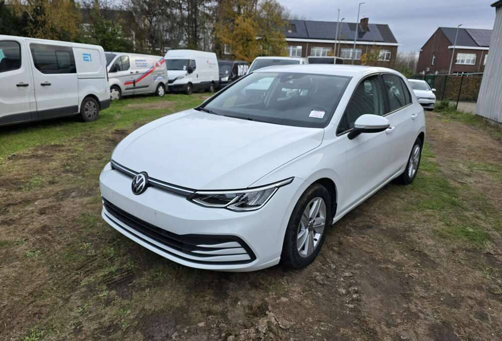 Volkswagen 8 (Stock ID 90076)